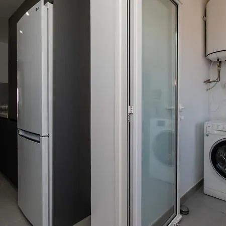 Royal Marina Golf 1 - Two Bed Apartment *